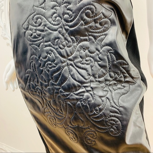 Don Caster / Black Pencil Skirt - Picture 2 of 7